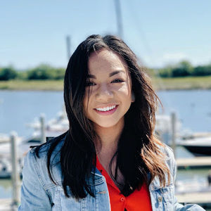 Meet your Posher, Kayla